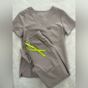 Figs Slate Scrub set